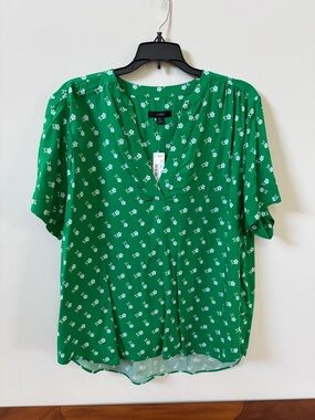 J. Crew Green Floral V-Neck Short Sleeve Blouse
